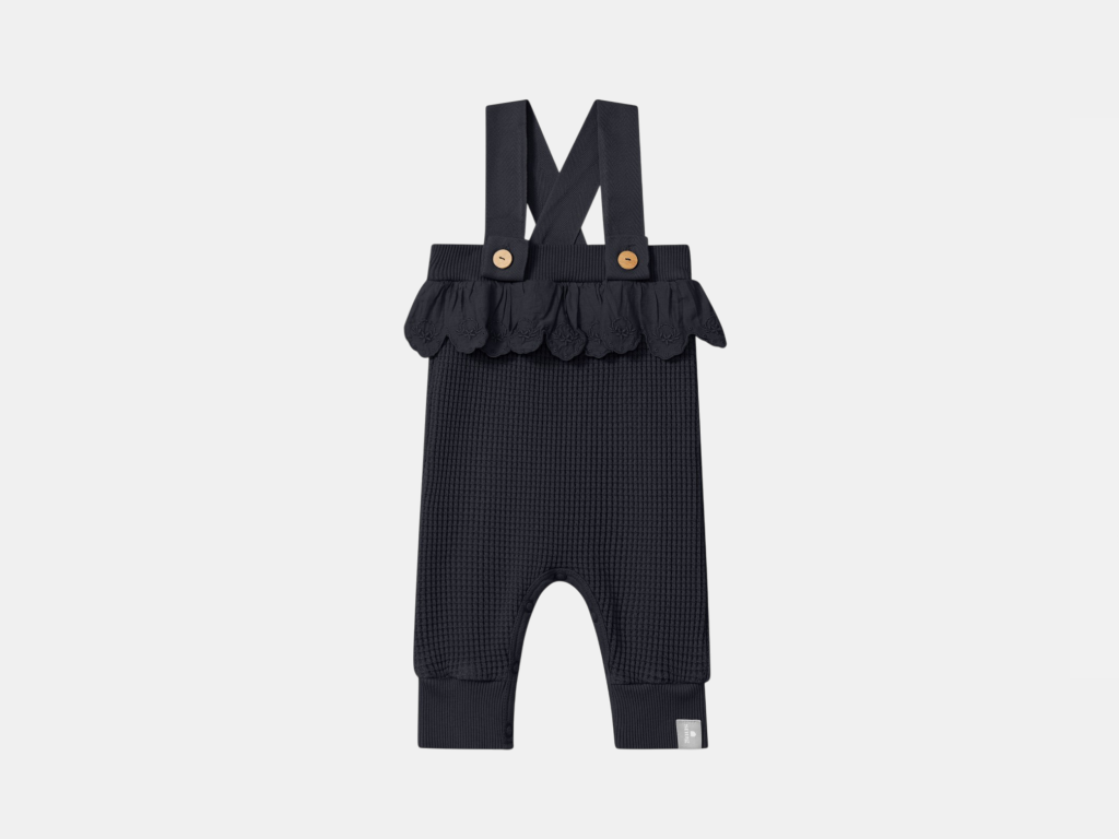 Jardineiras em malha waffle com detalhe de folho - Snug