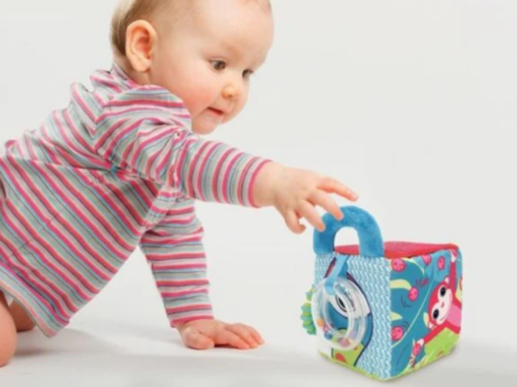 Cubo de Atividades Sensoriais - LUDI