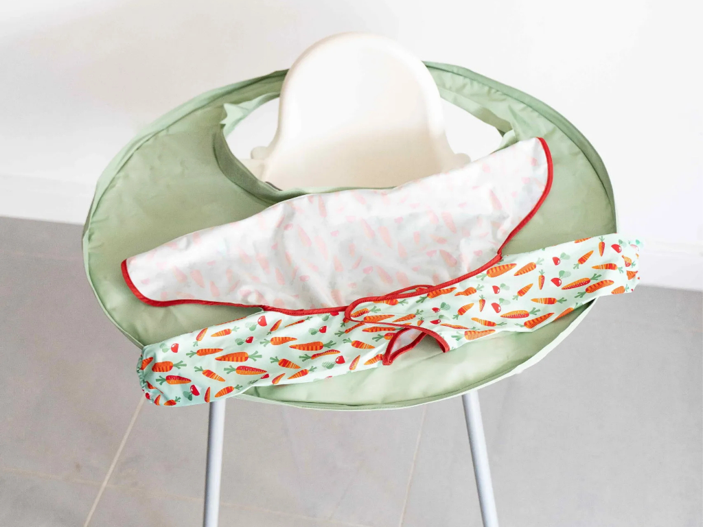 Tidy Tot - Kit Tabuleiro com Babete - Verde Sage