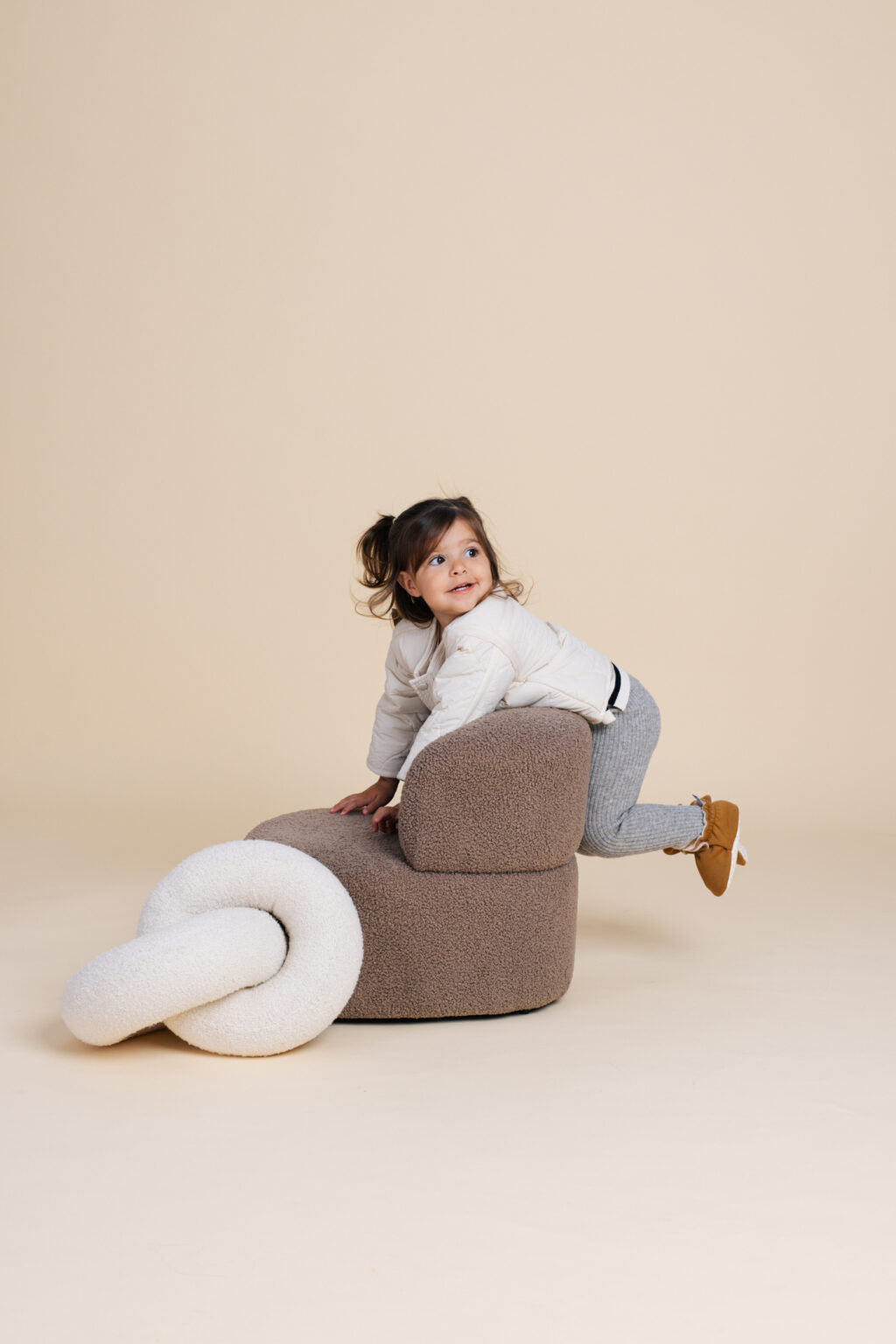 Baby Booties Fluffy Honey Mustard (Inverno) - Zás Trás for Babies