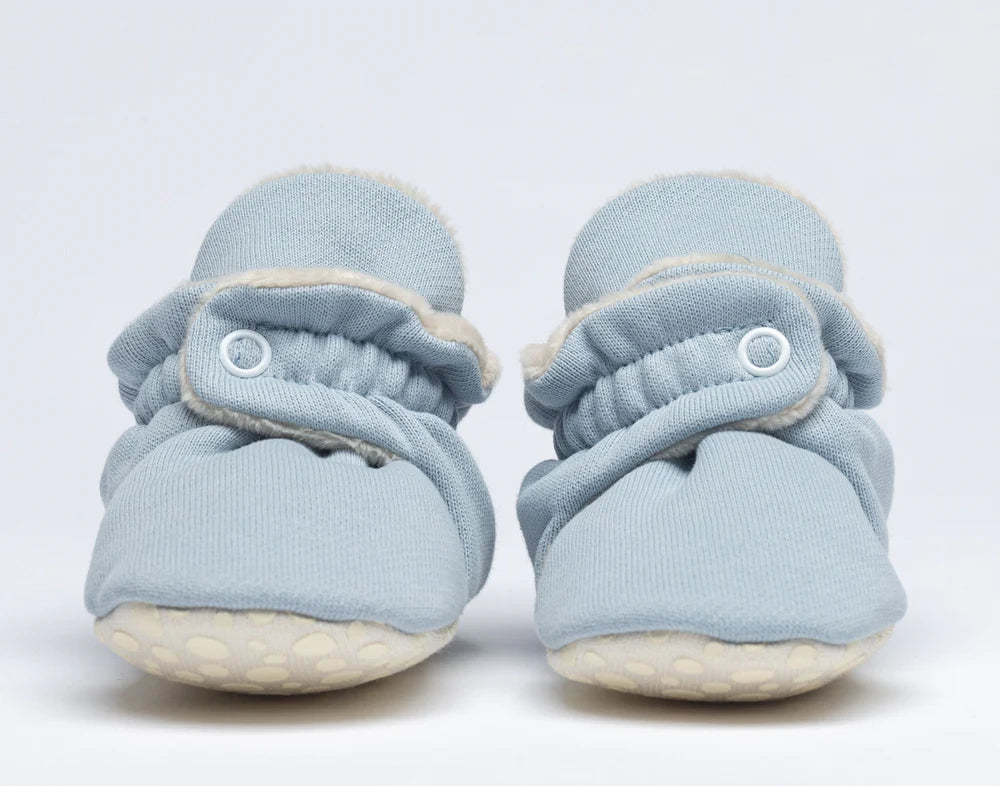 Baby Booties Fluffy Blue Curacao (Inverno) - Zás Trás for Babies