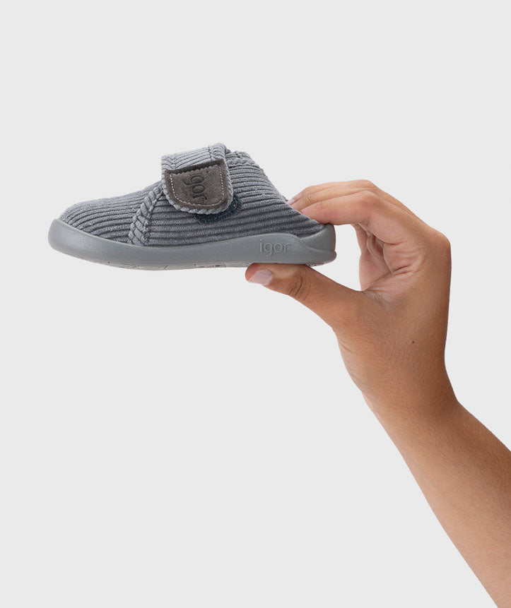 Pantufas Homie Pana Gris - Igor